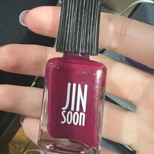 Jin Soon natural nail polish color heroine. Used once.